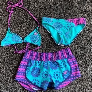 Girls Roxy Bikini set with board shorts